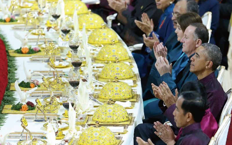 2014年 北京“APEC”峰会国宴用瓷